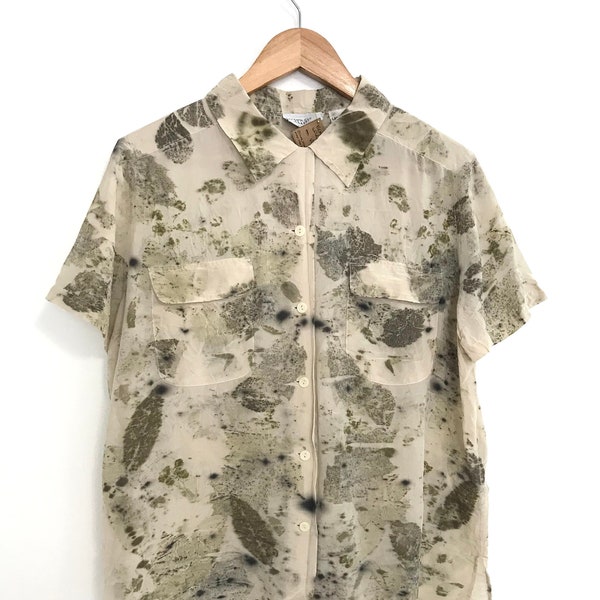 Vintage silk short sleeve button up shirt with pockets / naturally dyed / botanical eco print upcycled 100% silk button up size L