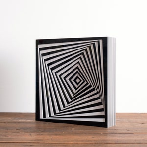 Limited Edition Sculpture in Plexiglass by Gio Schiano  Geometric - Minimalism - Illusion Contemporary - Constructivism - Concrete