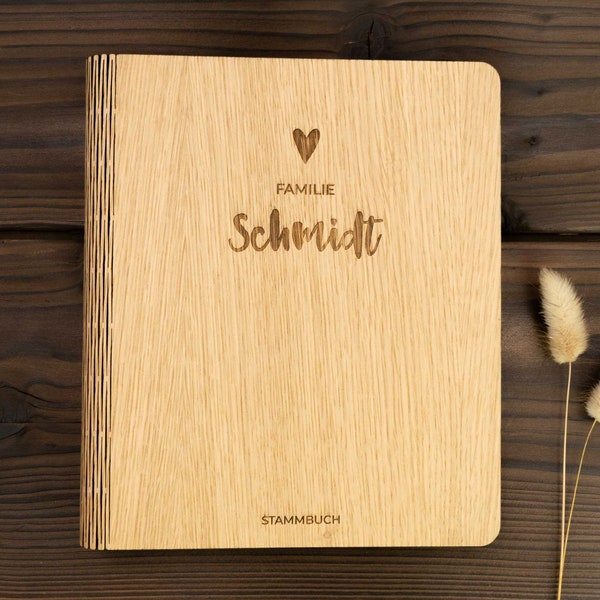 Stammbuch Holz personalisiert mit Familienname | Stammbuch der Familie | modernes Familienstammbuch | verschiedene Größen | Herz