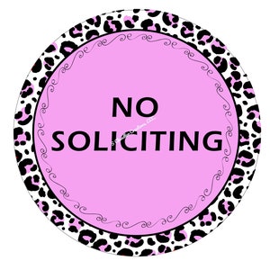 No Soliciting Wreath Sign, Cheetah Print Wreath Sign, Wreath Sign, Signs for Wreaths, Metal Sign, Wreath Signs, Door Hanger, Round Sign