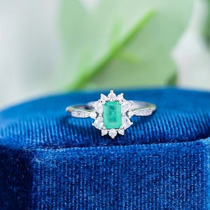 Emerald Rings for Women, Emerald Ring Silver, Promise Ring, Emerald Birthstone Ring, Genuine Emerald Ring, Dainty Ring, Celebration Rings