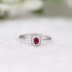 Rose Gold Ruby Rings for Women, Minimalist Ring, Sterling Silver Ring, Anniversary Gift for Her, Red Gemstone Ring, Birthstone Ring