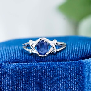 Sri Lanka Sapphire Ring, Genuine Blue Sapphire, Dainty Ring, Genuine Oval Gemstone Ring, Promise Ring, Engagement Ring, Anniversary Ring
