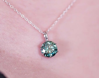 Collier pendentif moissanite : solitaire rond en argent sterling