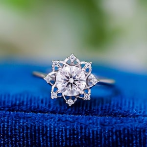 Colorless Moissanite Ring, 1ct Brilliant Round Cut Moissanite, Handmade Sterling Silver Ring, Promise Ring, Engagement Ring, Wedding Ring