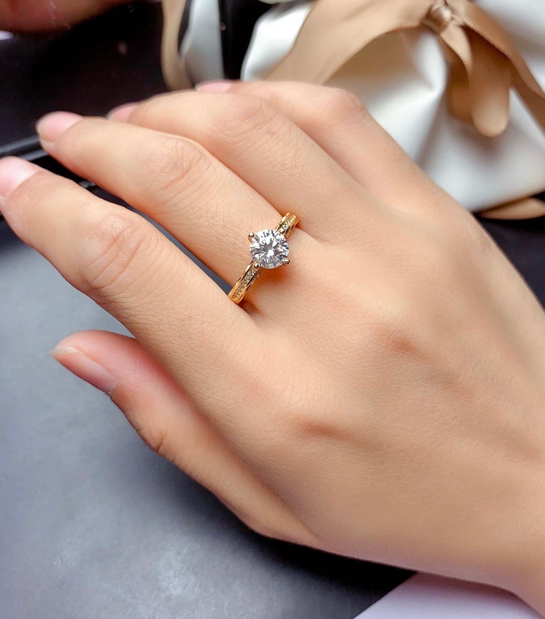 Gift for Her Woman Moissanite Engagement Ring CZ Diamond Moissanite Band Ring Moissanite Jewelry 925 Sterling Silver Moissanite Ring