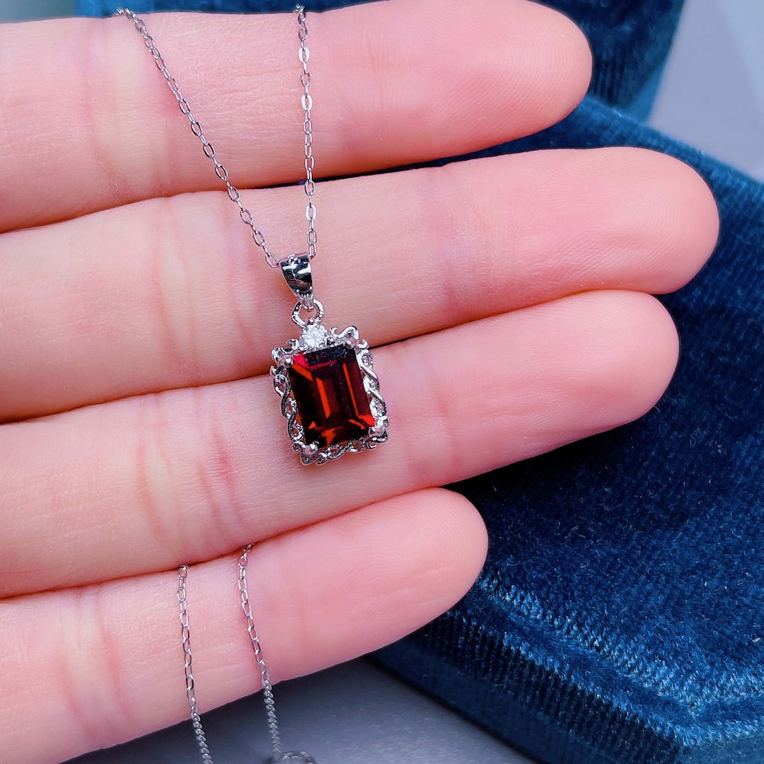 Collier En Argent Sterling 925 Avec Grenat Véritable - Pour Femme, Taille Standard, Neuf Avec étiquettes