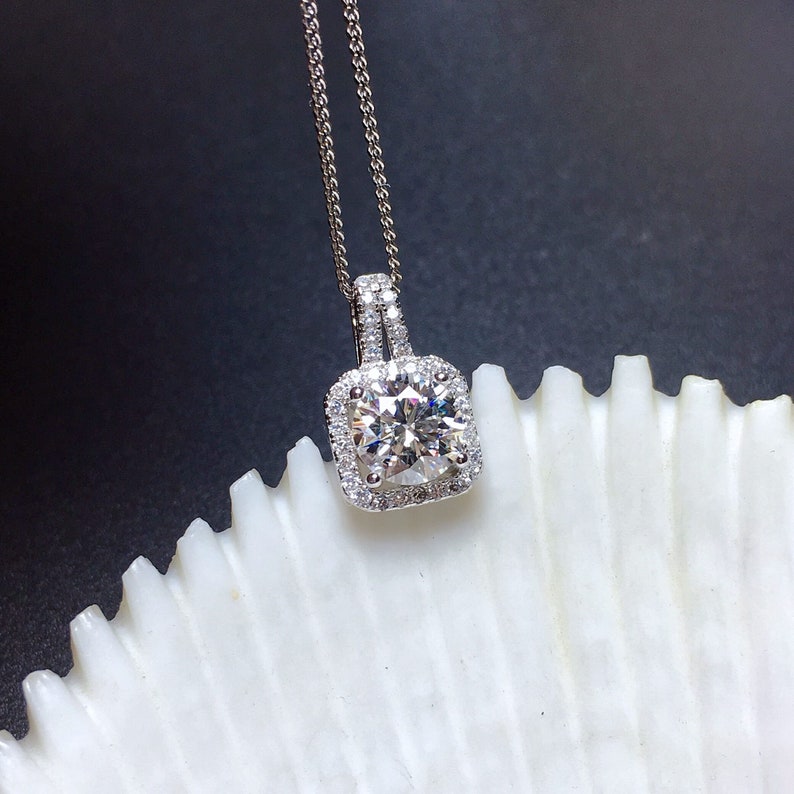 S925 Sterling Silver Moissanite Necklace