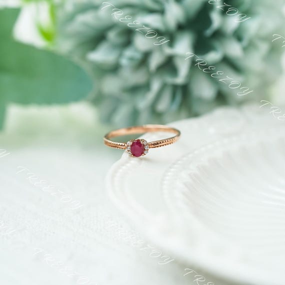 天然ルビー リング 上品な赤色｜S925 シルバー（ホワイトカラー） 繊細