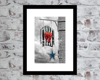 The Strawberry, Newcastle upon Tyne – Photographic Print