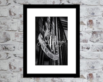 Newcastle United Crest – Photographic Print