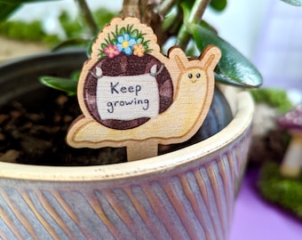 Cute snail plant pot buddy, motivational garden accessories, plant friends, plant pot stakes