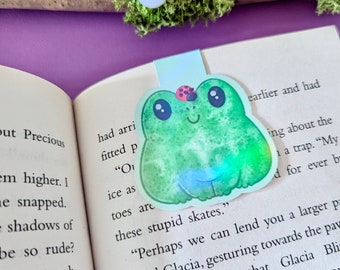 Frog and ladybird bookmark, magnetic bookmark, frog bookmark, amphibian bookmark