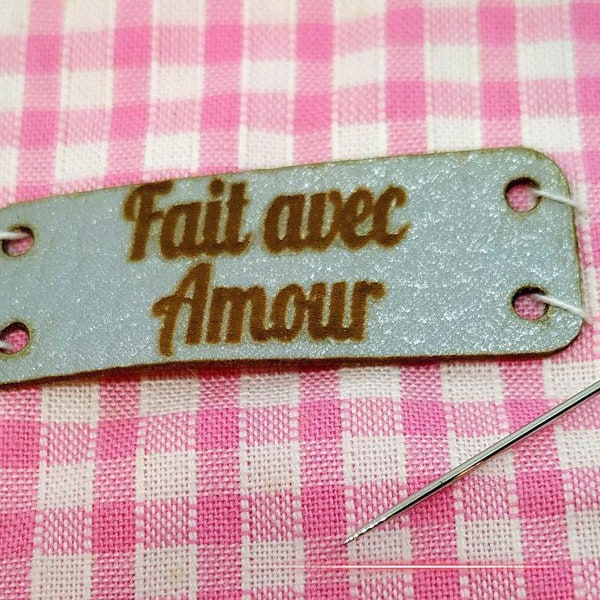 Petite étiquette à coudre Fait avec Amour