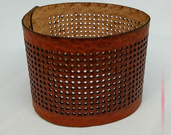 Cuff bracelet to embroider in cross stitch