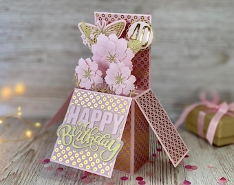 Tarjeta de cumpleaños personalizada desplegable, recuerdo de flores eternas, caja explosiva rosa y dorada.