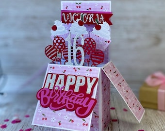 Tarjeta de cumpleaños desplegable personalizada, recuerdo 3D de cupcake de cereza, caja explosiva roja y rosa.