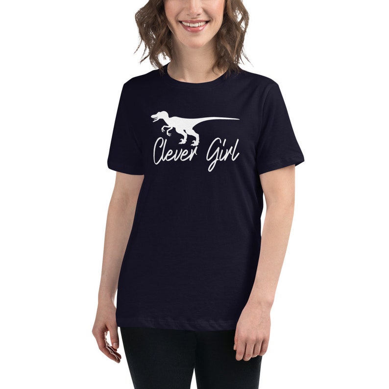 Relaxed Fit short sleeve T-shirt,Women/'s Raptor Print T-shirt,Cute Raptor Dinosaur Gift for Women Raptor themed Women/'s CLEVER GIRL