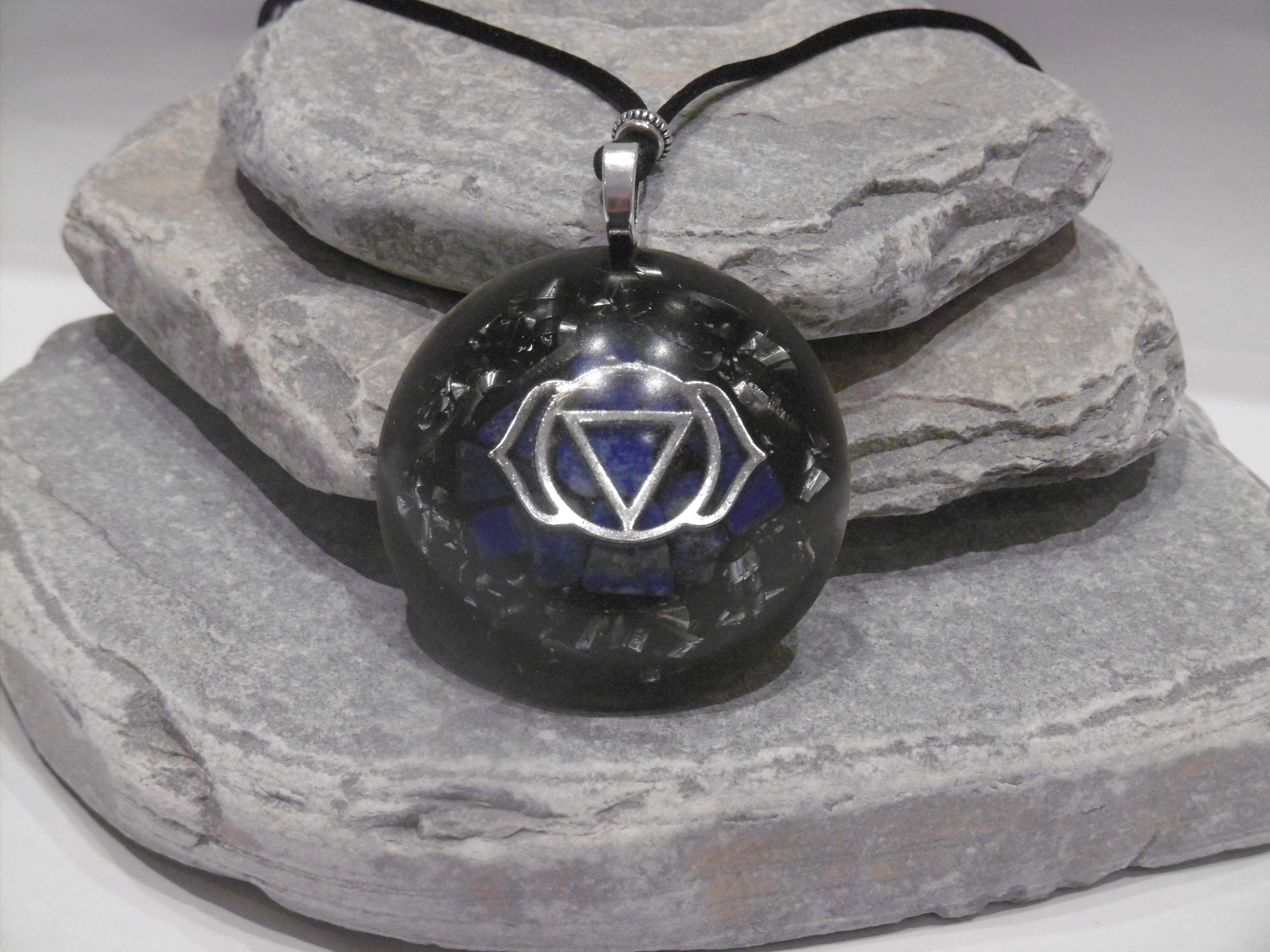 Pendentif Orgonite Chakra Troisième Oeil