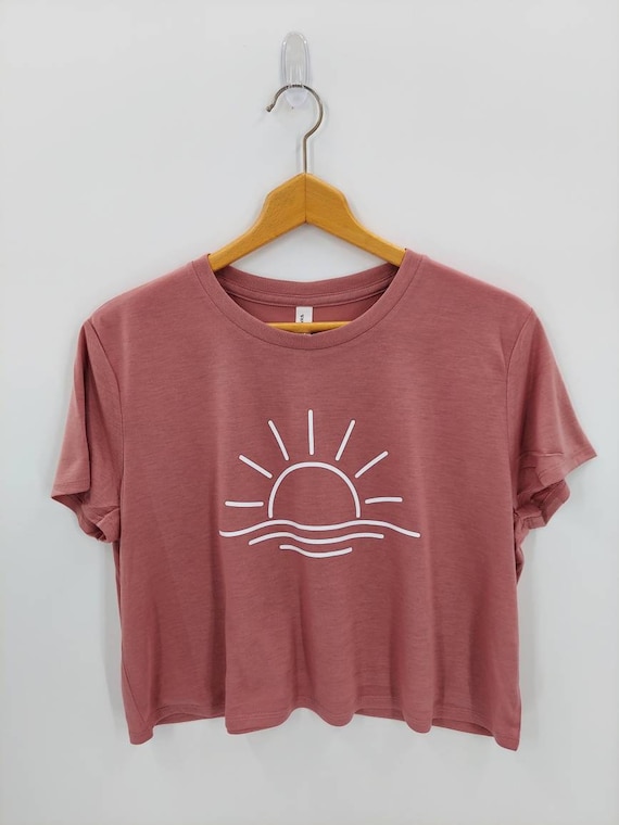 Sun Shirt Cropped Summer Shirt Cute Crop Top Sunshine Shirt Beach Shirt  Cute Shirt for Women Summer Crop Tops Ocean Waves 