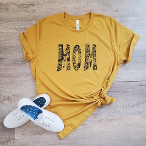 Personalized Mother&#39;s Day Shirt - Mom Shirt - Gift For Mother&#39;s Day - Gift For Mom - Cute Shirt For Women- Cute Spring Shirt - Mom Life Tee