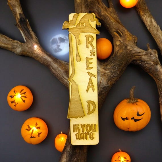 Bookmark - Read if you Dare - Halloween birch wood Bookmark - Read if you Dare - Halloween birch wood