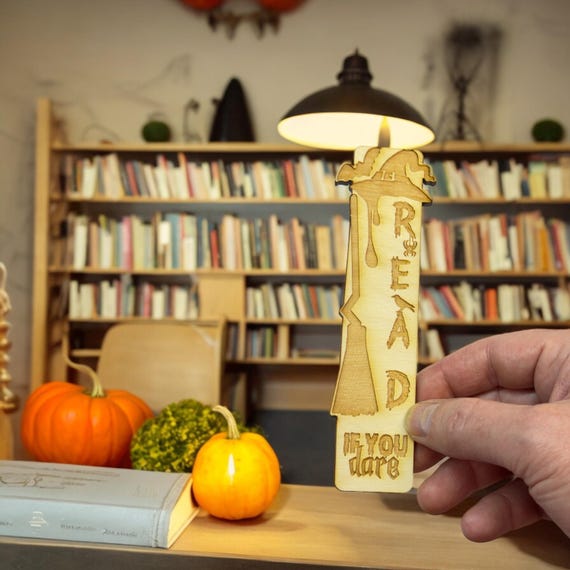 Bookmark - Read if you Dare - Halloween birch wood Bookmark - Read if you Dare - Halloween birch wood