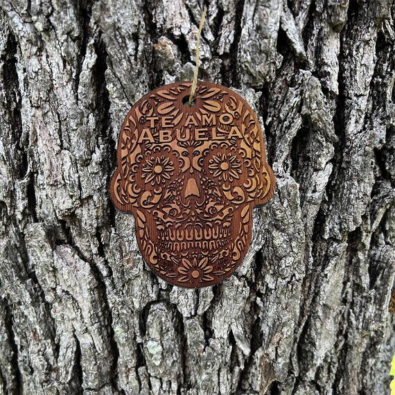 Te Amo Abuela Sugar Skull - Cedar Ornament Te Amo Abuela Sugar Skull - Cedar Ornament