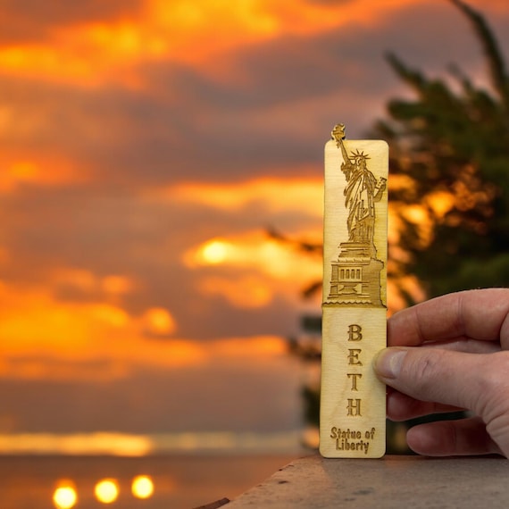Bookmark - PERSONALIZED Statue Of Liberty - Birch wood Bookmark - PERSONALIZED Statue Of Liberty - Birch wood
