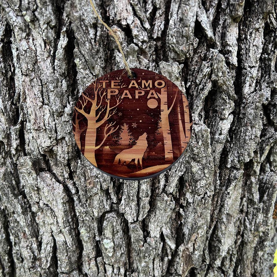Te Amo Papa winter Wolf - Cedar Ornament Te Amo Papa winter Wolf - Cedar Ornament