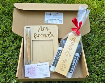 Personalized Teacher Gift Set, Engraved White Board Eraser, Sticky Notes Holder and Pen, Personalized Gift for Teachers, Appreciation Day
