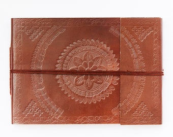 Fair Trade Medium Embossed Leather Album Scrapbook 26 x 18,5 cm (10.2x7.2 in) Eco-friendly and Handmade