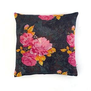 Capa de Almofada Kantha Floral Vintage: Almofada Costurada à Mão (60 cm)