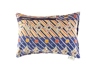 Vintage Kantha Cushion Cover , Pillow Case, 50 cm x 35 cm