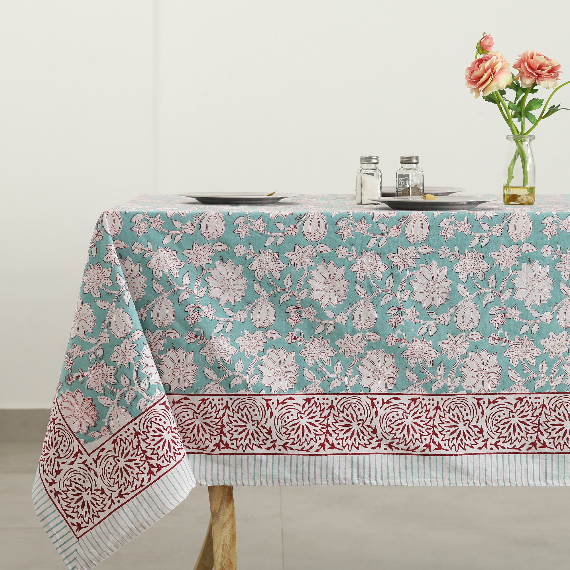 ハンドプリントコットンテーブルクロス（スウェーデン製）　プレゼント付き ハンドプリントコットンテーブルクロス（スウェーデン製） プレゼント