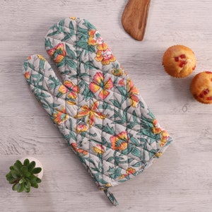Block Print Oven Glove, Handmade Food Mitten in Cotton