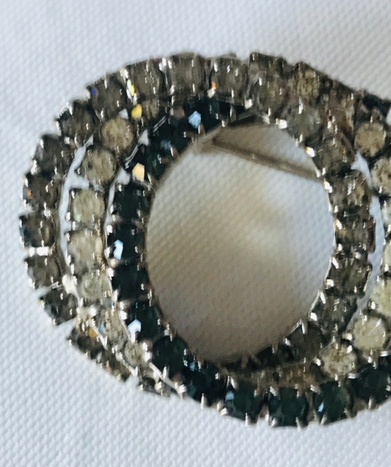 Vintage Three Loop Intertwine Swirl Rhinestone Br… - image 5