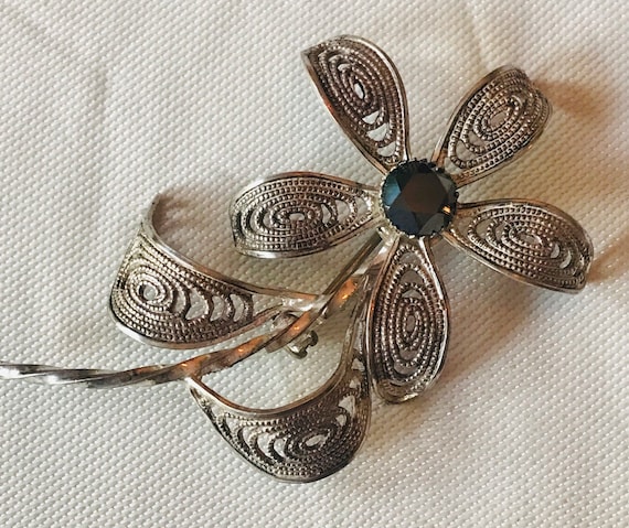 Vintage Handmade Filligree Sterling Silver Flower… - image 1