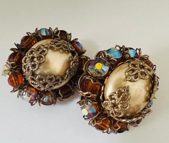 Vintage Signed Hobe Clip On Earrings - Circa 1950 - image 4