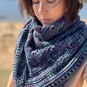 Patrón de chal a crochet - Chal triangular de arándano silvestre, bufanda texturizada (PDF)