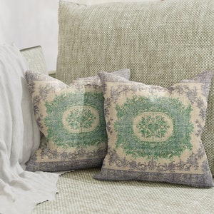 Handmade pillow, Decorative pillows, Bohemian pillow, Turkish rug pillow, Bedding pillow, Long pillow, Patterned pillow cover, 6362-02