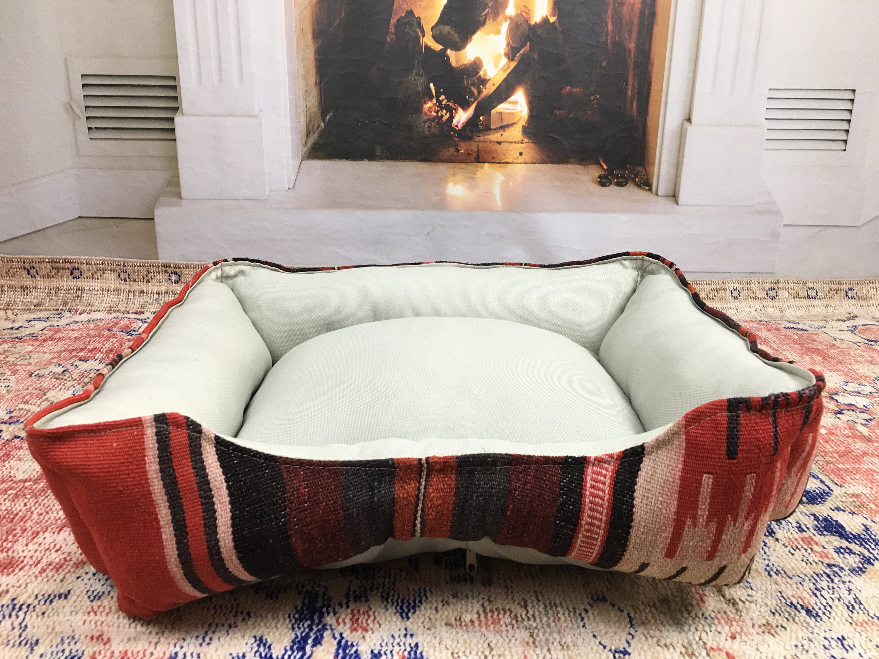 Handmade Dog Bed, Dog Lounger, Turkish Rug Bed, Animal Pet Indoor Gifts, Puppy Home, Cat Vintage Db 25