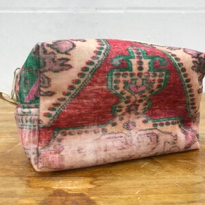 Bohemian makeup bag, Oriental design makeup bag, Handmade makeup bag, Kilim pattern makeup bag, Woman travel bag, Gift for mom bags