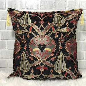 Cushion cover, Tulip pillow, Handmade pillow, Decorative pillow, Couch pillow, Pillow cover, 18 x 18 pillow, Chenille bohemian pillow No:8