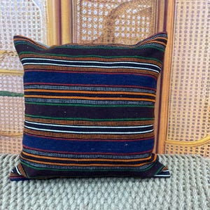 Multicolor Striped Design Kilim Pillow, Authentic Pillow, Handmade Home Accent Pillow, Decorative Sofa Cushion, Elegant Pillow, 20x20kp302