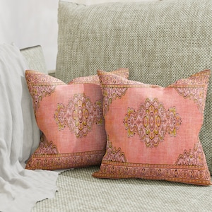 Turkish rug pillow, Velvet pillow, Cushion cover, Handmade pillow, Ethnic pillow, Decorative pillow, Floor pillow, Boho pillow, 1411-03