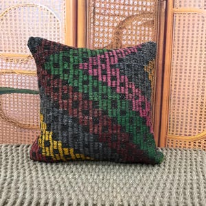 Handmade Kilim Pillow Cover 20x20, Turkish Rug Cushion with Ethnic Boho Design, Rustic Farmhouse Wool Sofa Pillow, Unique Gift, 20x20kp01