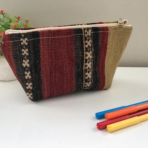Vintage Kelim Kosmetiktasche, Ethnisches Muster Make-up Tasche, Rote Make-up Tasche, Strapazierfähige Make-up Tasche, Reiseveranstalter Tasche, Einzigartiges Geschenk für Frau