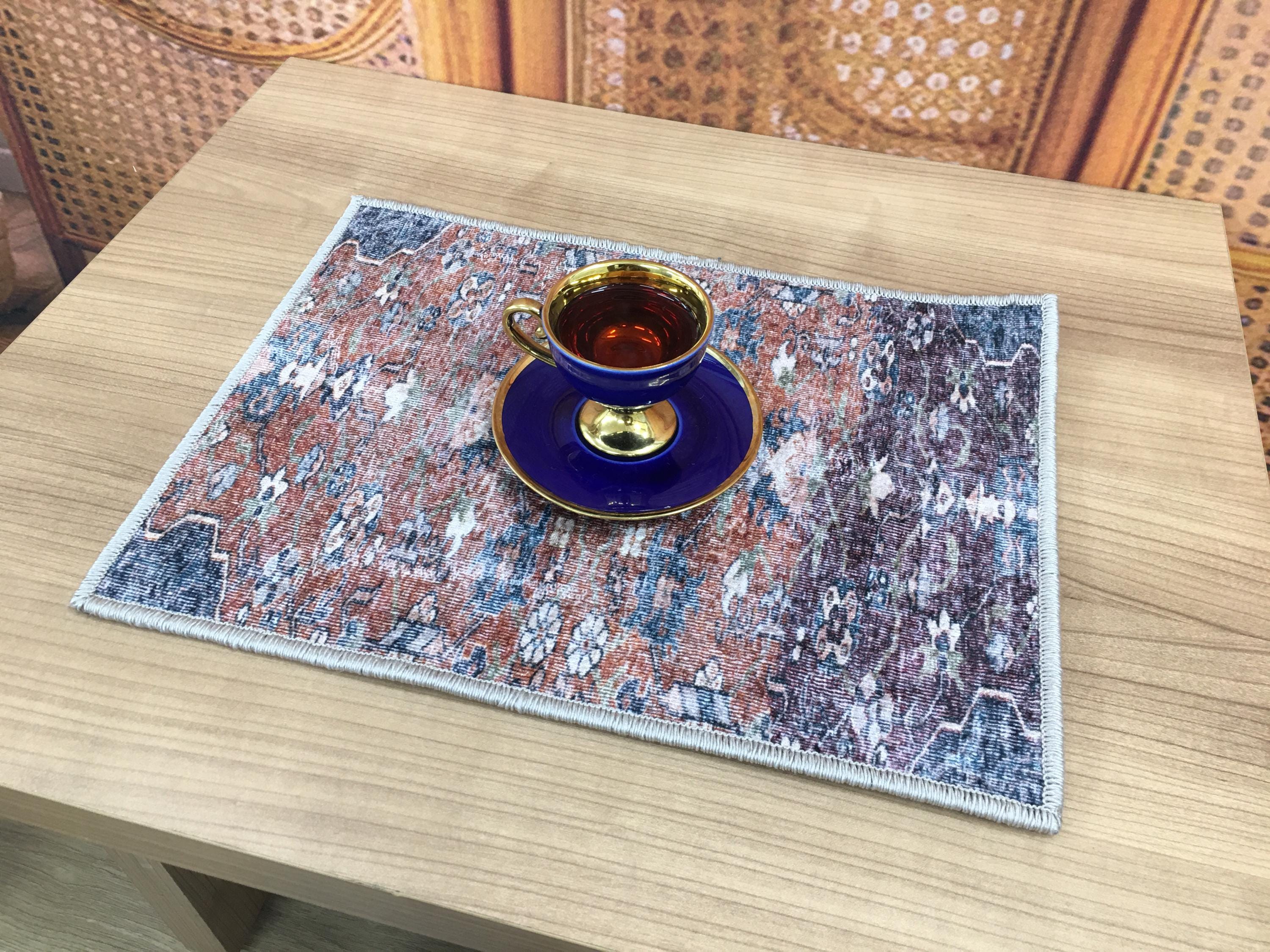 Set di 4 tovagliette in marmo blu dorato, lavabili, antiscivolo