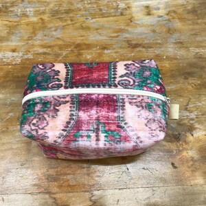 Bohemian makeup bag, Oriental design makeup bag, Handmade makeup bag, Kilim pattern makeup bag, Woman travel bag, Gift for mom bags